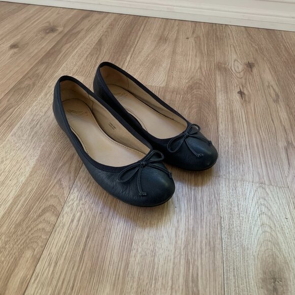 Saks Fifth Avenue Leather Ballet Flats Made in Italy - Picture 1 of 12